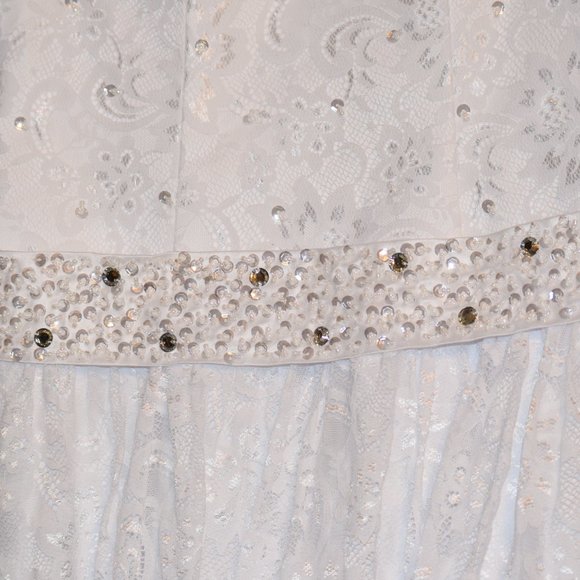 NWOT Beautiful Modest Wedding Gown with Train, White with Lace and Rhinestones - Picture 15 of 16